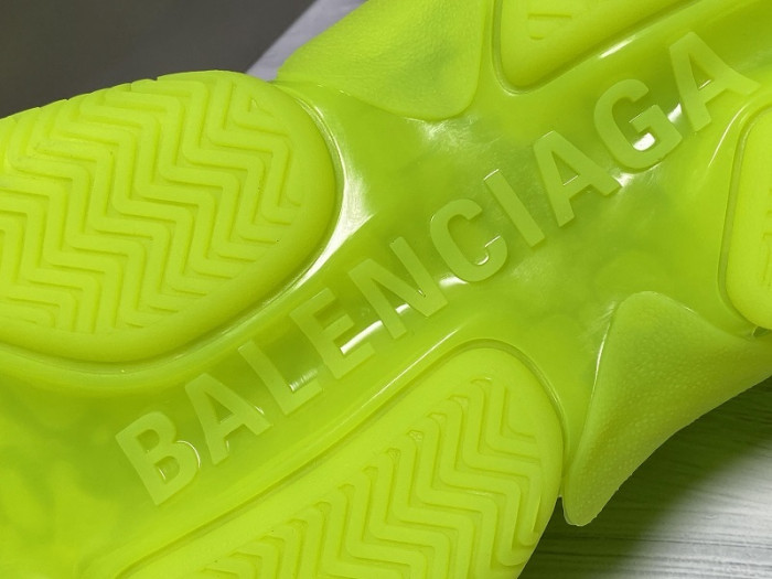 bl triple s trainers clear sole fllo yellof 541624 w09o1 9002