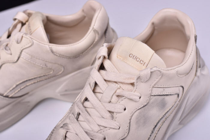 gc rhyton vintage trainer sneaker mens 498916 a9l00 9522